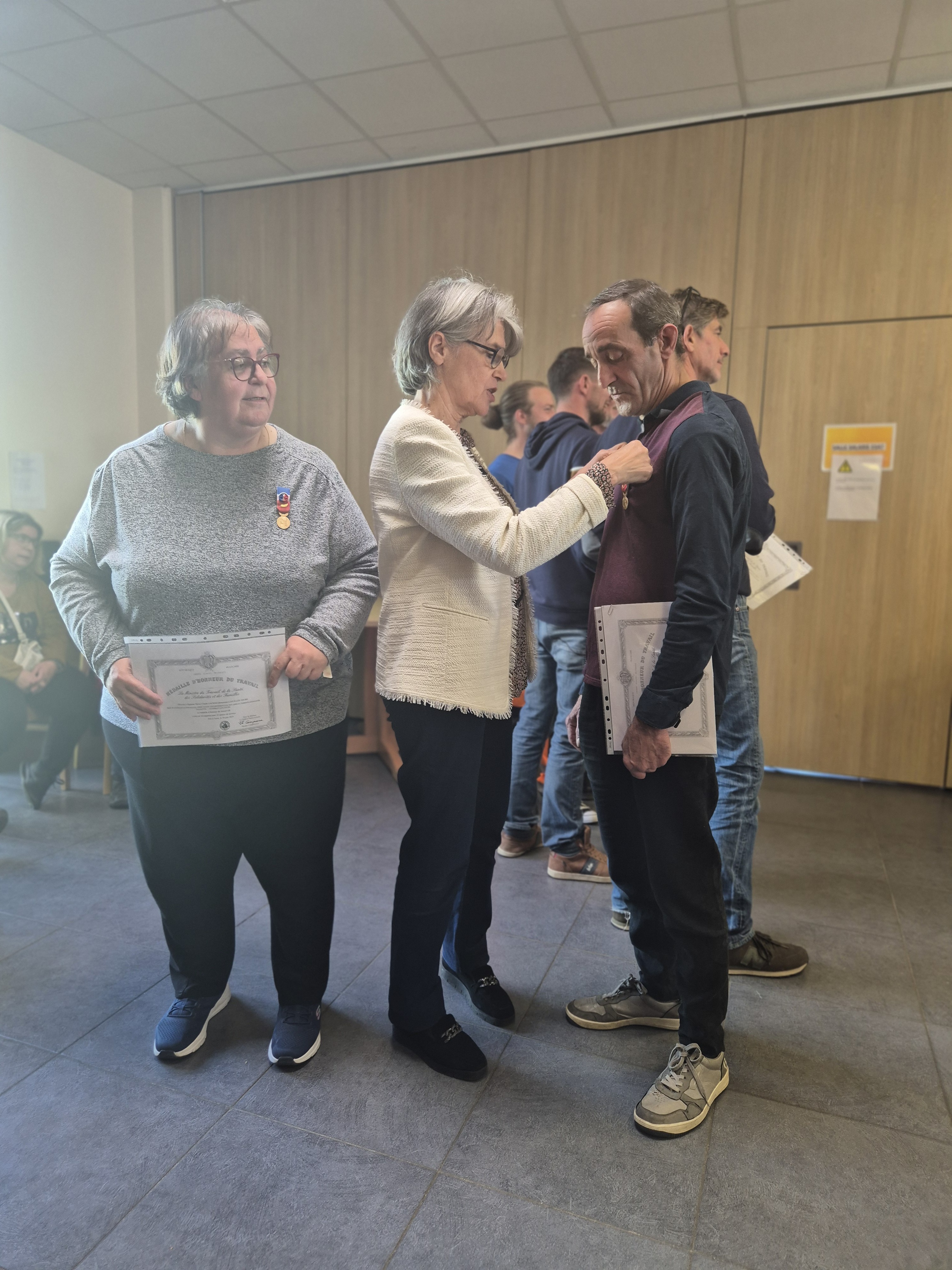 2025-Remise médaille travail ESAT La Thibaudière 2